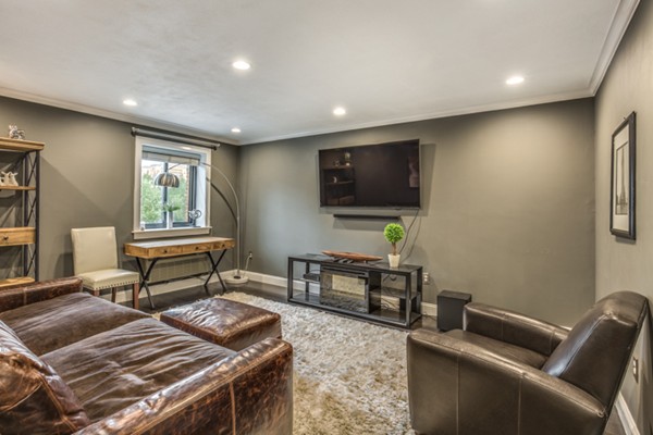 9 Appleton Street, Unit 308 Boston, MA 02116 - Photo 9 of 20 Gallery Image 9