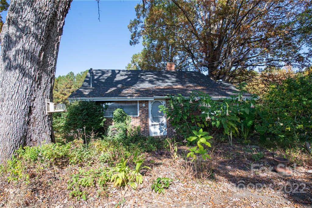 4505 County Home Road Conover, NC 28613 - Photo 4 of 25 Gallery Image 4