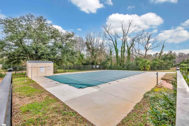 $215,000 | 925 Cleveland Street, Unit 35, Greenville, SC 29601