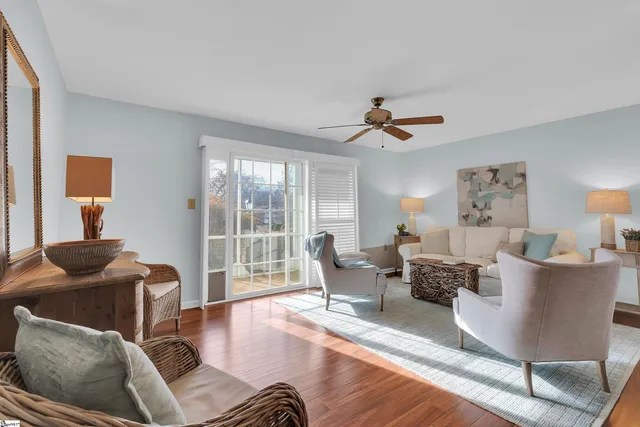 $215,000 | 925 Cleveland Street, Unit 35, Greenville, SC 29601