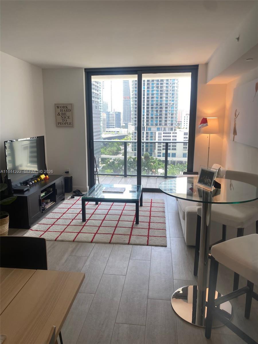 45 Southwest 9th Street, Unit 1005 Miami, FL 33130 - Photo 37 of 47