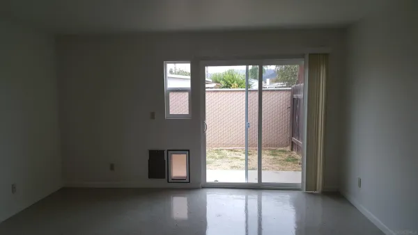 $2,450 | 417 North Citrus Avenue, Unit 15, Escondido, CA 92027