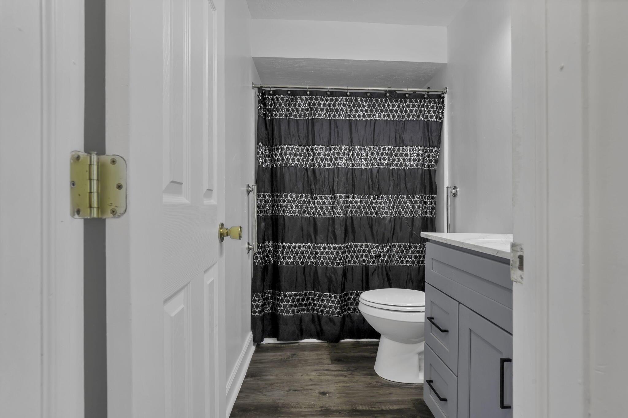 1656 Miltwood Road Columbus, OH 43227 - Photo 24 of 39 25-web-or-mls-IMG_8599