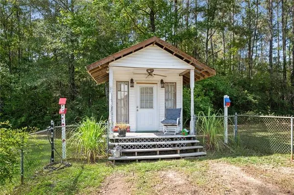 $550,000 | 26400 Highway 40, Bush, LA 70431