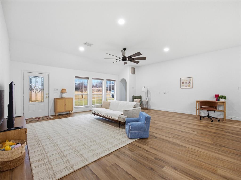 1161 County Road 2175 Decatur, TX 76234 - Photo 6 of 20 a living room with furniture
