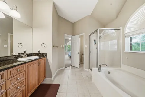 $689,000 | 550 Peterson Lane, Lakeway, TX 78734