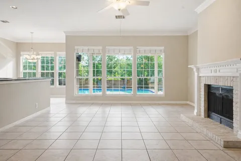 $689,000 | 550 Peterson Lane, Lakeway, TX 78734