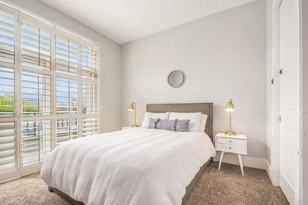 $698,900 | 112 South Niles Avenue, South Bend, IN 46617