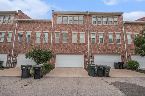 $698,900 | 112 South Niles Avenue, South Bend, IN 46617