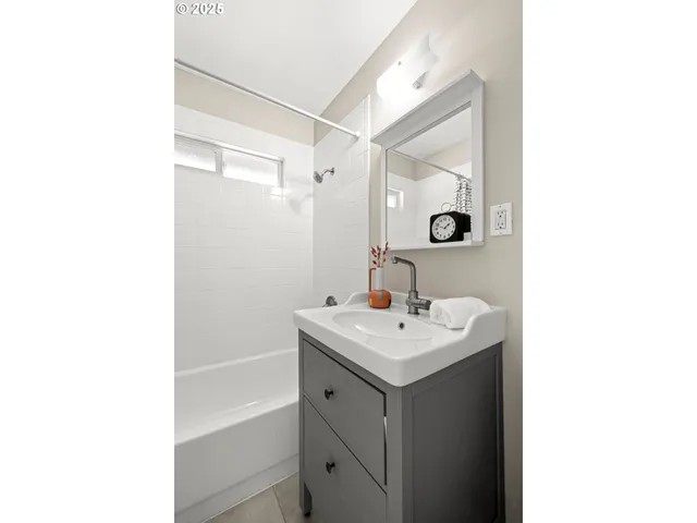 $419,900 | 9313 North Hodge Avenue, Portland, OR 97203