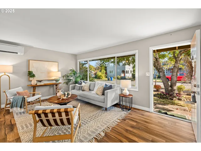 $419,900 | 9313 North Hodge Avenue, Portland, OR 97203