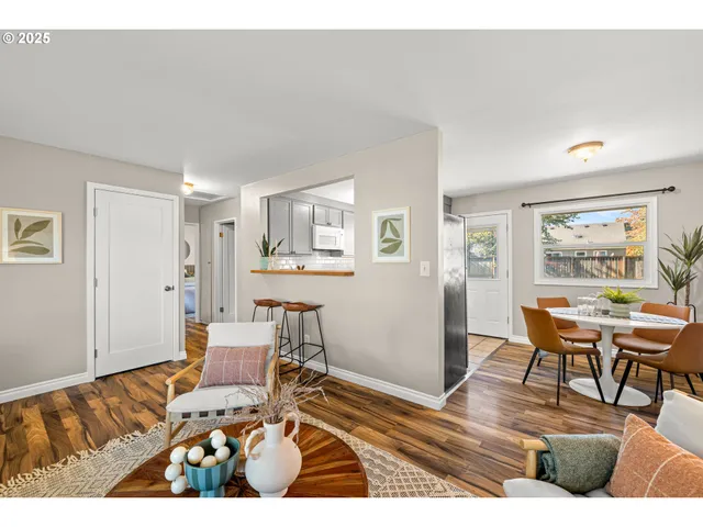 $419,900 | 9313 North Hodge Avenue, Portland, OR 97203