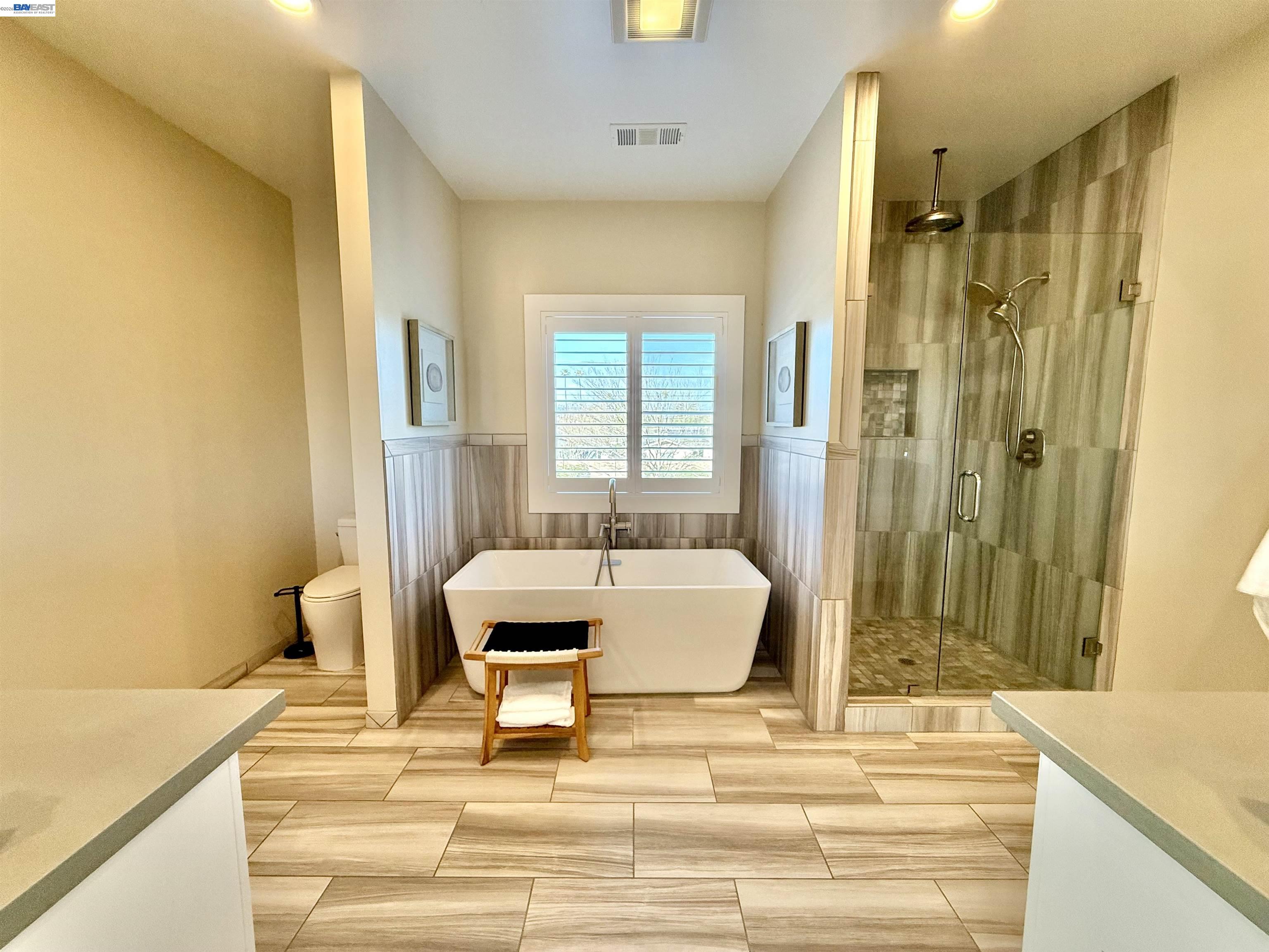 1500 Arroyo Road Livermore, CA 94550 - Photo 38 of 58 a bathroom with a sink a toilet and shower