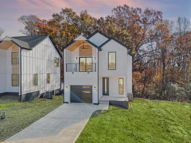 $370,000 | 128 Lyman Avenue, Duncan, SC 29334