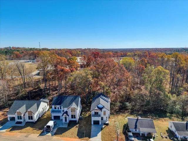 $370,000 | 128 Lyman Avenue, Duncan, SC 29334