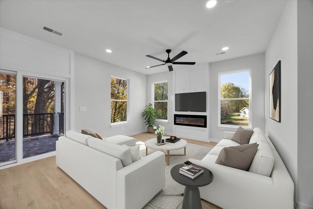 128 Lyman Avenue Duncan, SC 29334 - Photo 4 of 32