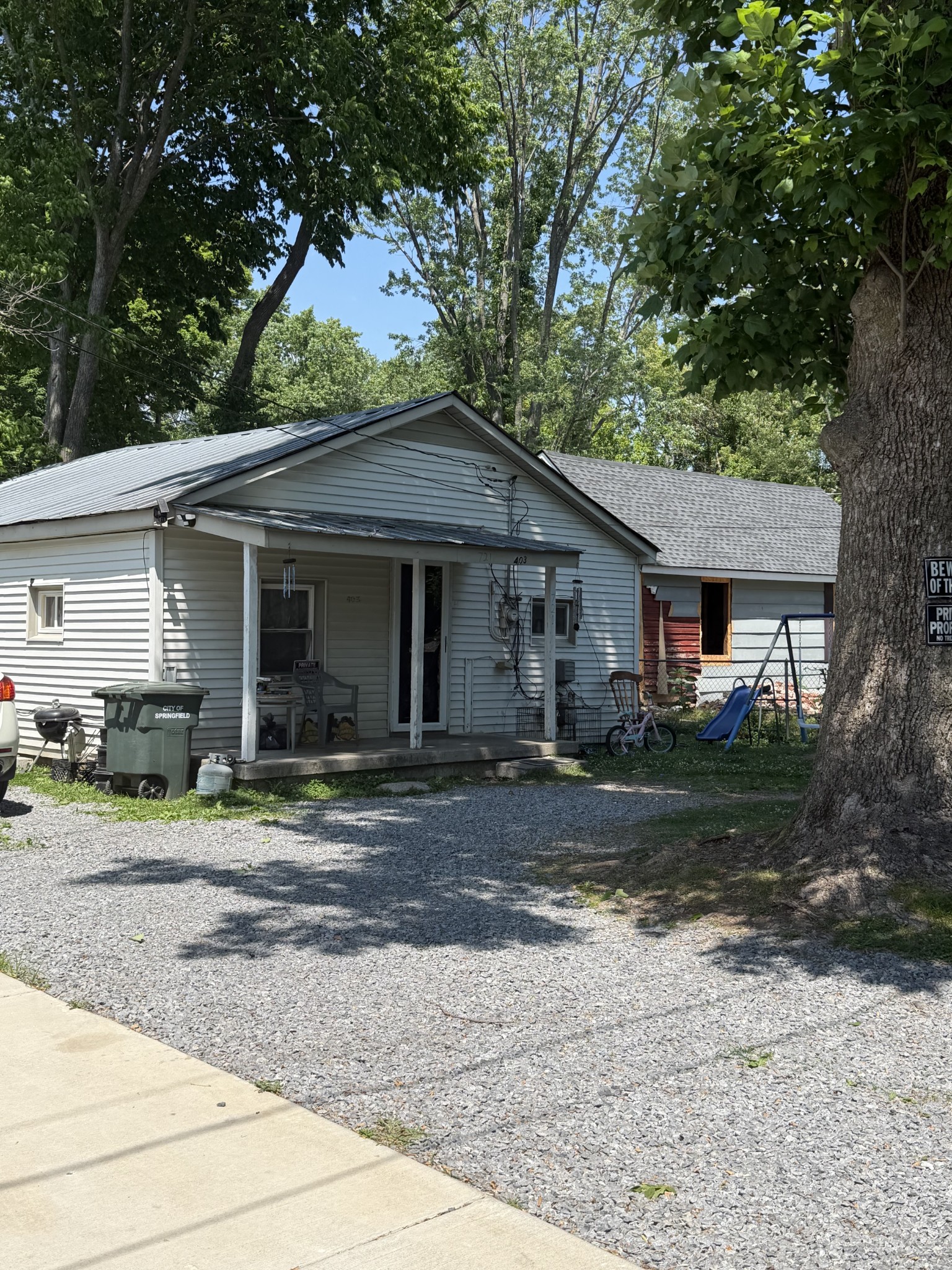 721 17th Avenue West Springfield, TN 37172 - Photo 2 of 2