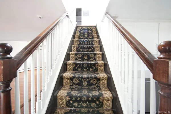 $4,300 | 32 Needle Lane, Levittown, NY 11756