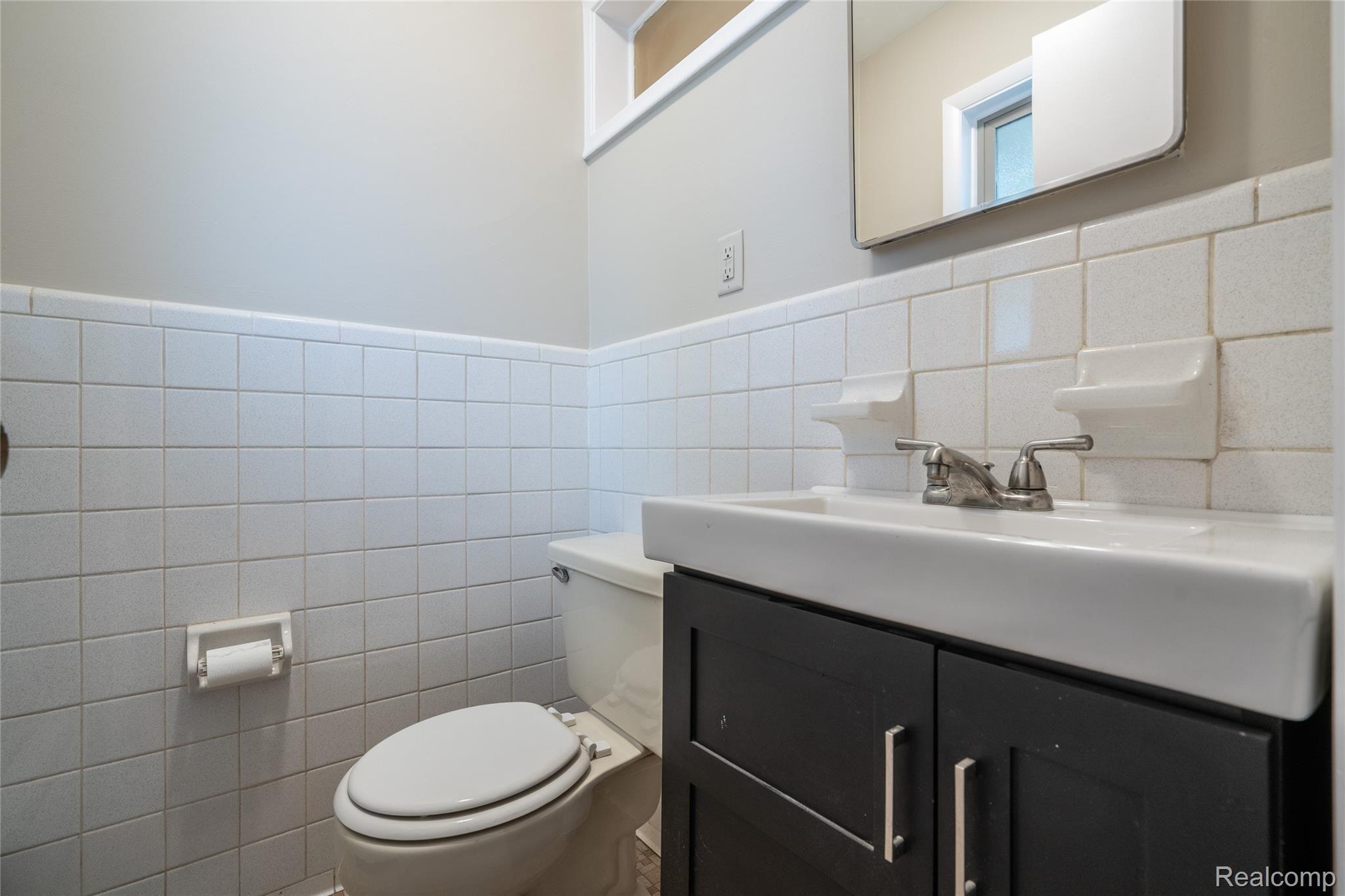 17073 Faulman Road Clinton Township, MI 48035 - Photo 34 of 35 Faulman-33.jpg