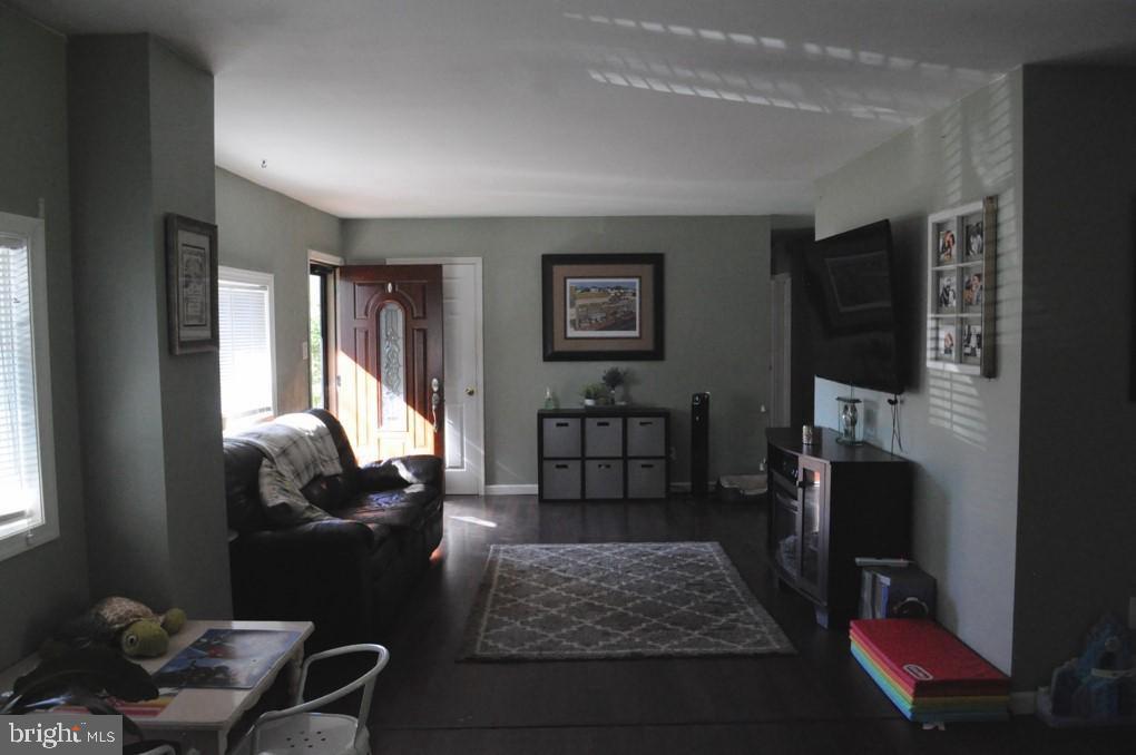 117 Anderson Road Newark, DE 19713 - Photo 5 of 18 Gallery Image 5