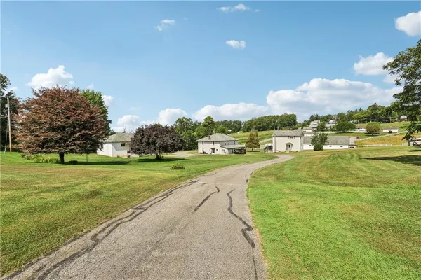 $575,000 | 107 Moglia Lane, Apollo, PA 15613