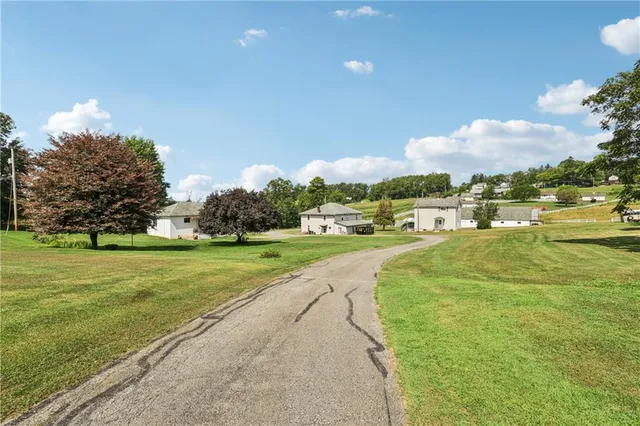 $575,000 | 107 Moglia Lane, Apollo, PA 15613