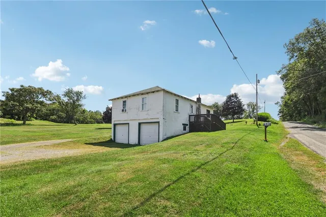 $575,000 | 107 Moglia Lane, Apollo, PA 15613