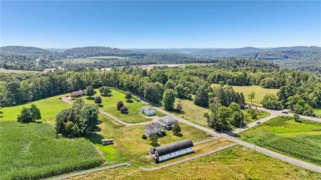 $575,000 | 107 Moglia Lane, Apollo, PA 15613