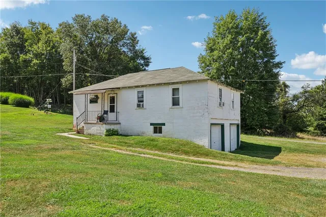 $575,000 | 107 Moglia Lane, Apollo, PA 15613