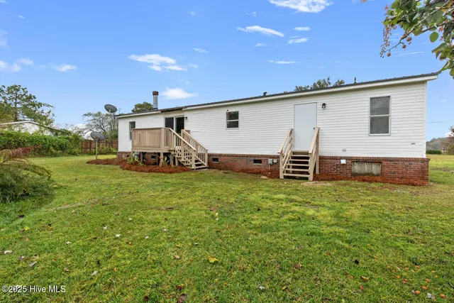 $219,900 | 197 Magg Smith Road, Pollocksville, NC 28573