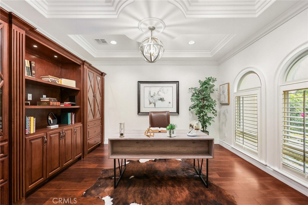 3255 Lombardy Road Pasadena, CA 91107 - Photo 30 of 67 Gallery Image 30
