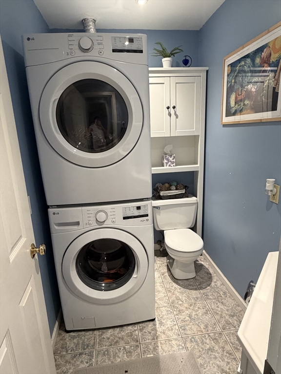 57 R Sumner Street, Unit J Boston, MA 02125 - Photo 6 of 10