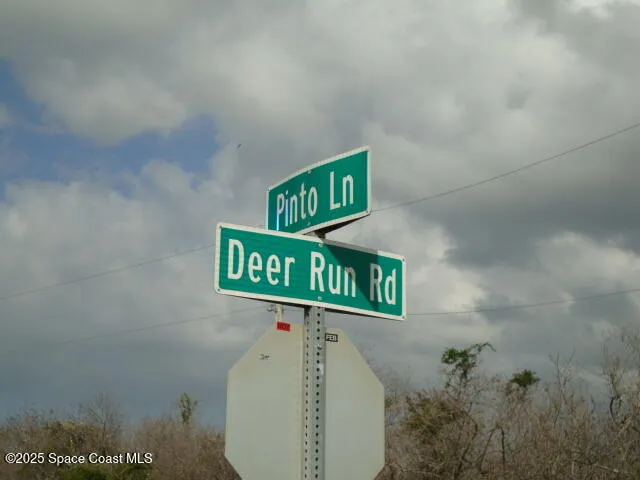 a close up of a street sign