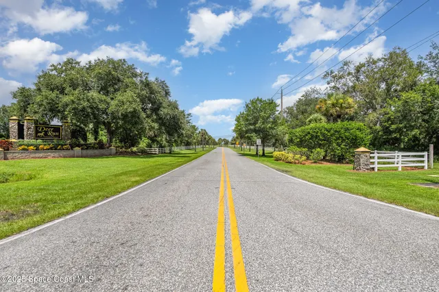 $243,000 | 324 Pinto Lane, Palm Bay, FL 32909