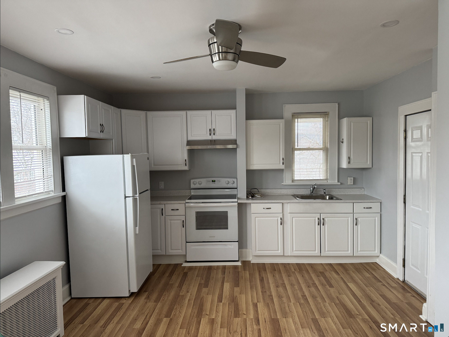 285 Clover Street, Unit 2 Stratford, CT 06614 - Photo 2 of 15