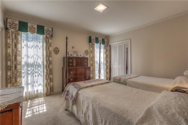 5950 Post Road Nashville, TN 37205 - Photo 9 of 15 All bedrooms are good size rooms.