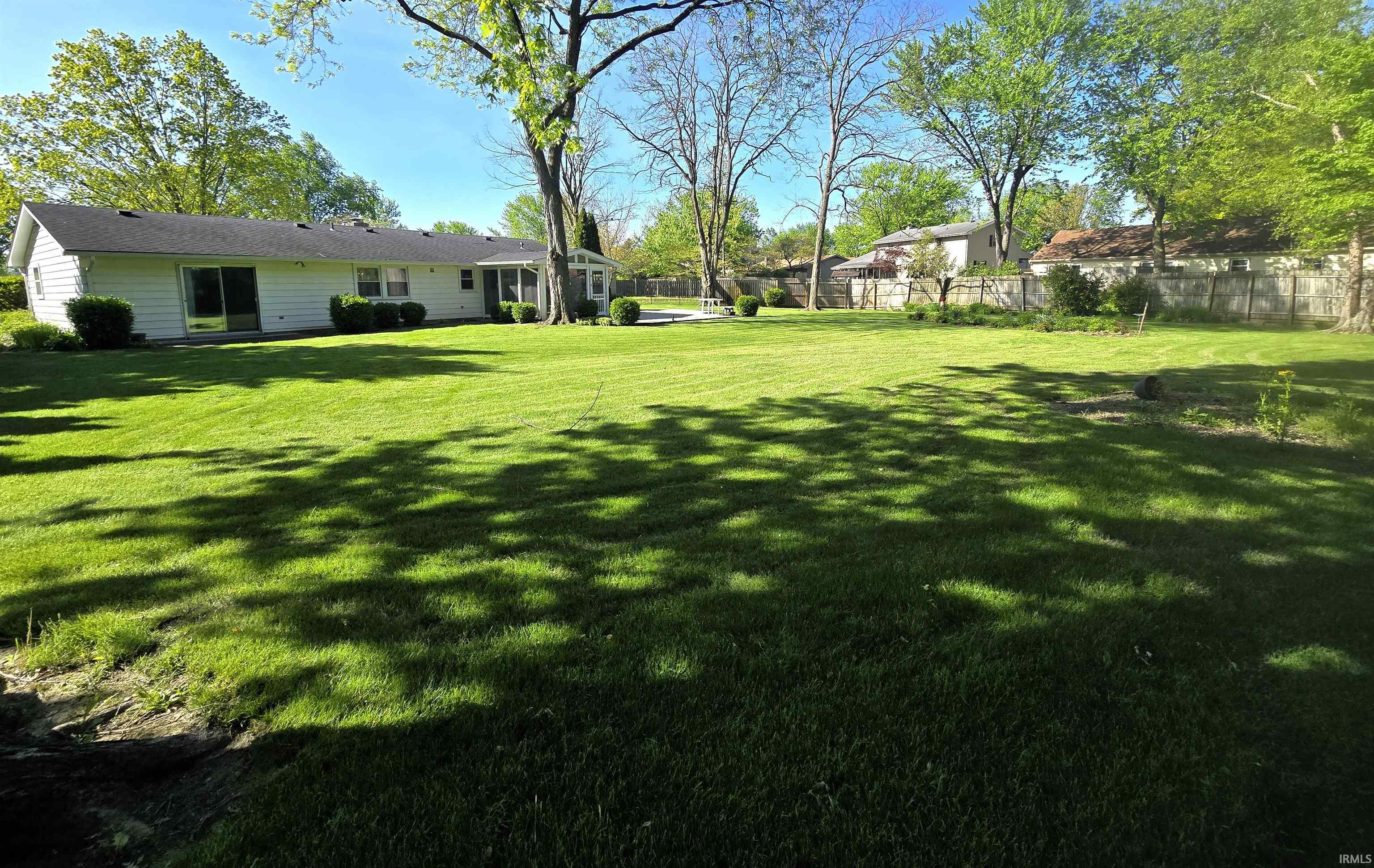 7121 Kebir Court Fort Wayne, IN 46815 - Photo 3 of 19