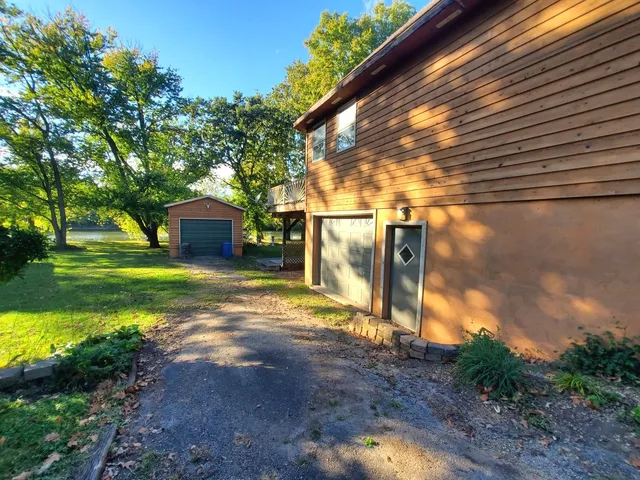 $179,100 | 3413 East 2062nd Road, Ottawa, IL 61350