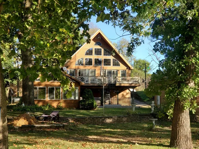 $179,100 | 3413 East 2062nd Road, Ottawa, IL 61350