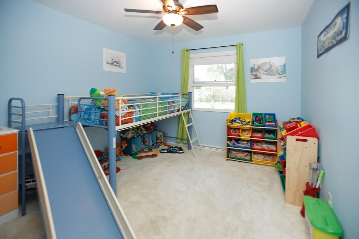 2615 Ridgeview Drive Kalamazoo, MI 49008 - Photo 12 of 23 2615 ridgeview-111