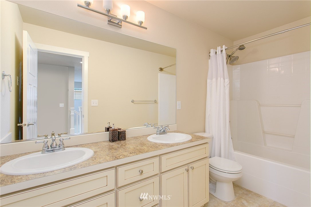 3909 185th Place Southeast Bothell, WA 98012 - Photo 16 of 21