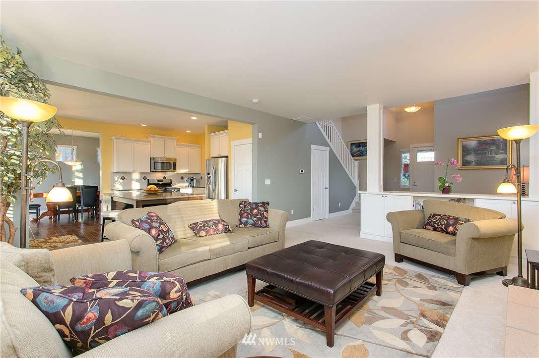 3909 185th Place Southeast Bothell, WA 98012 - Photo 5 of 21