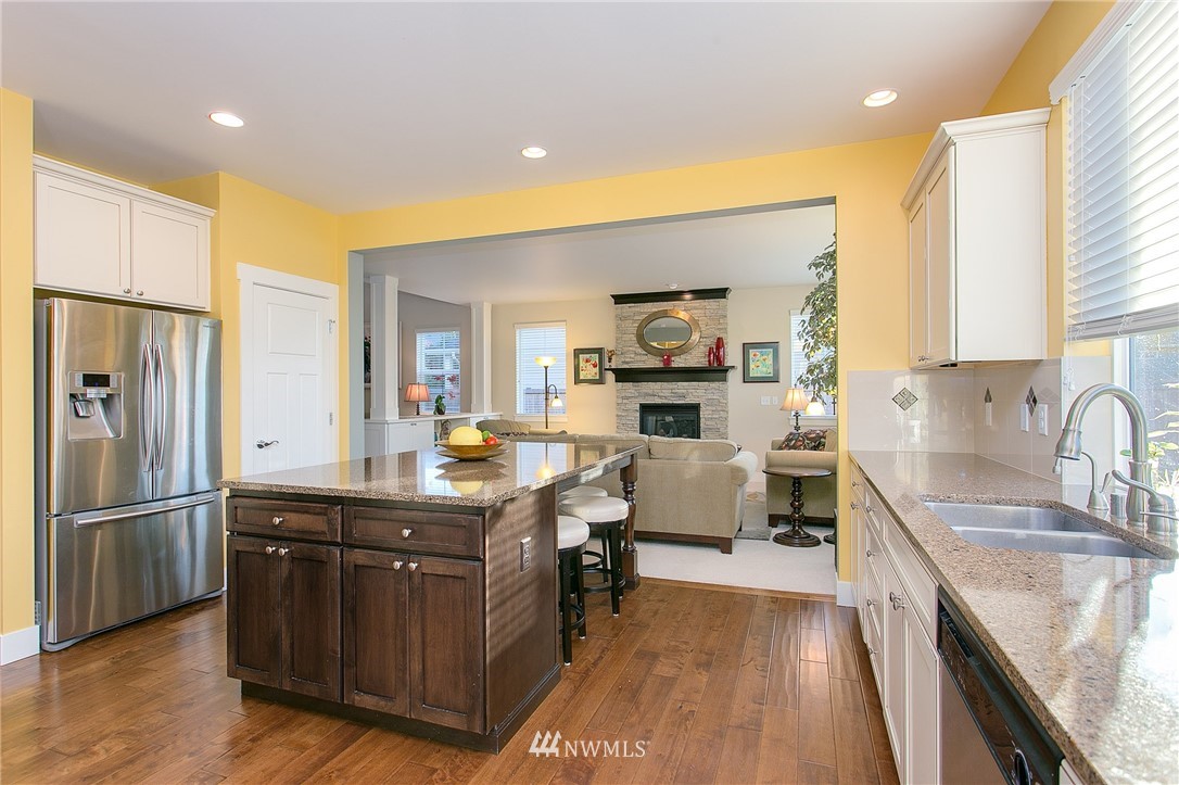 3909 185th Place Southeast Bothell, WA 98012 - Photo 9 of 21