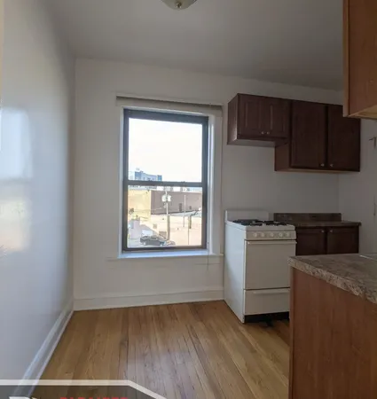 $1,795 | 2651 North Spaulding Avenue, Unit 2W, Chicago, IL 60647