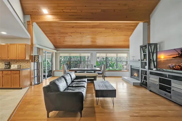 $494,000 | 9503 Alice Lane, Riverview, FL 33578