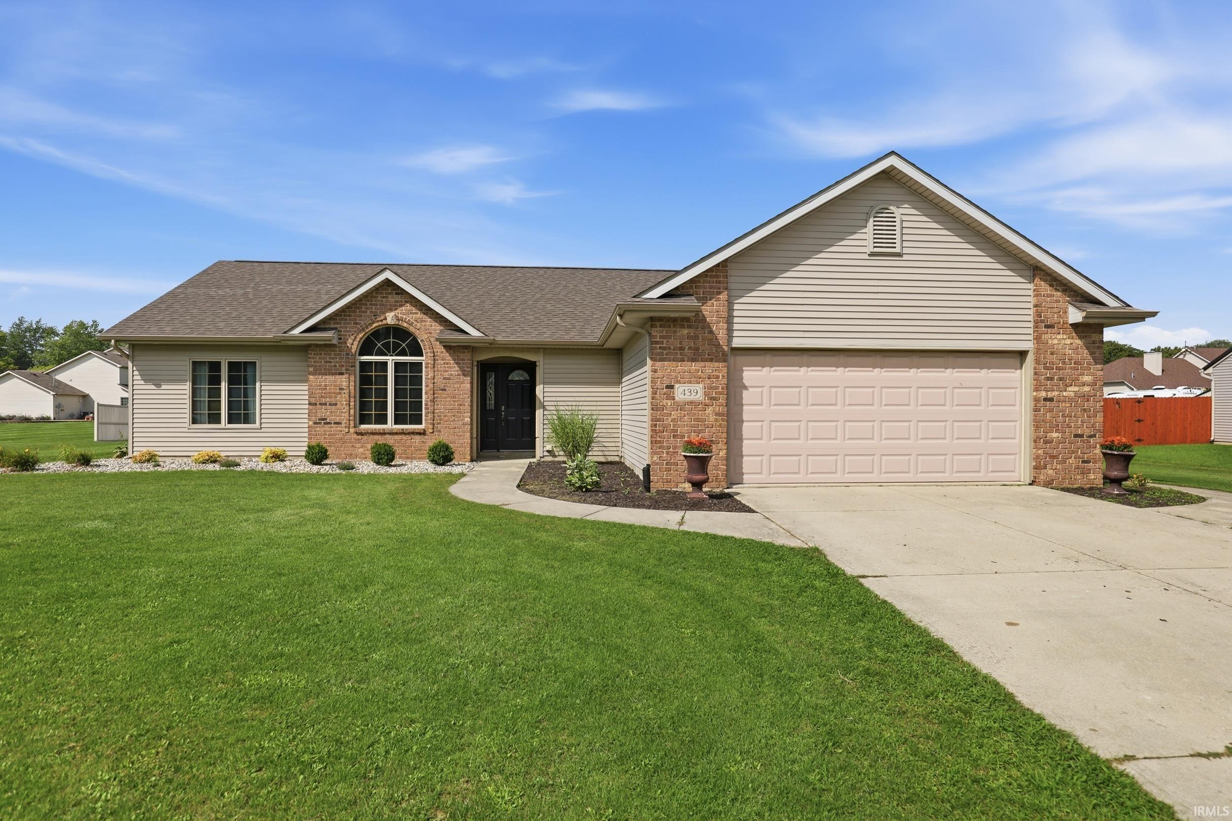 439 Westward Drive Butler, IN 46721 - Photo 1 of 26 Gallery Image 1