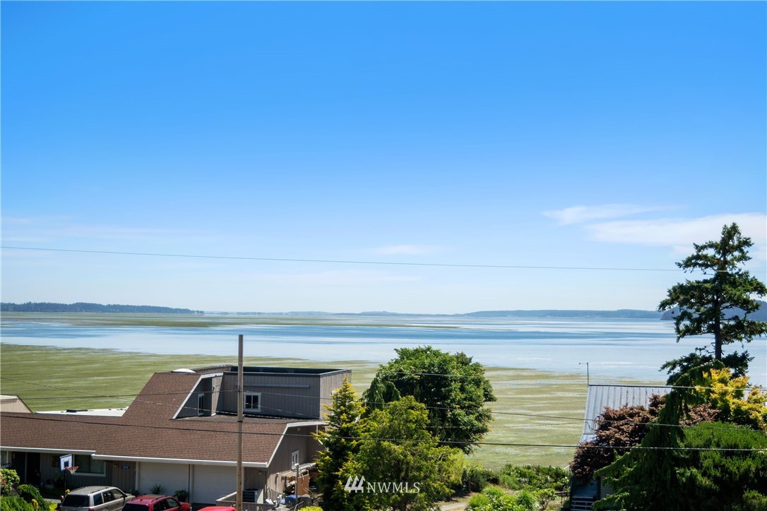 9461 Samish Island Road Bow, WA 98232 - Photo 6 of 39 Gallery Image 6