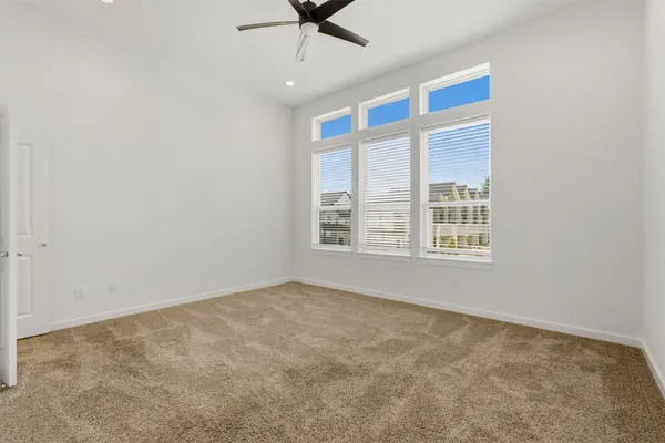 $2,795 | 1113 Highland Square Lane, Houston, TX 77091