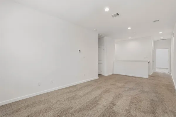 $2,795 | 1113 Highland Square Lane, Houston, TX 77091