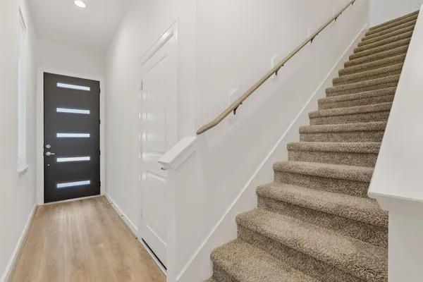 $2,795 | 1113 Highland Square Lane, Houston, TX 77091